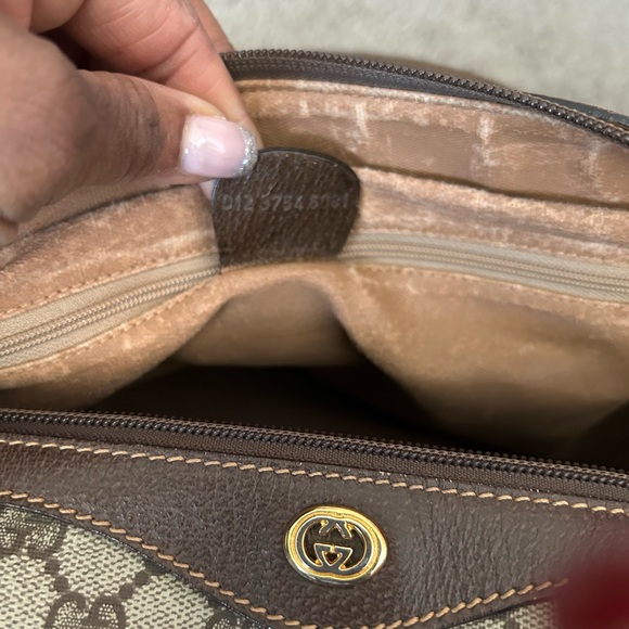 Authentic Gucci Duffle Bag - Picture 5 of 5